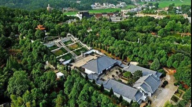 權(quán)威發(fā)布：韶山景區(qū)2020年對(duì)全國(guó)醫(yī)務(wù)工作者實(shí)行免票！(圖3)